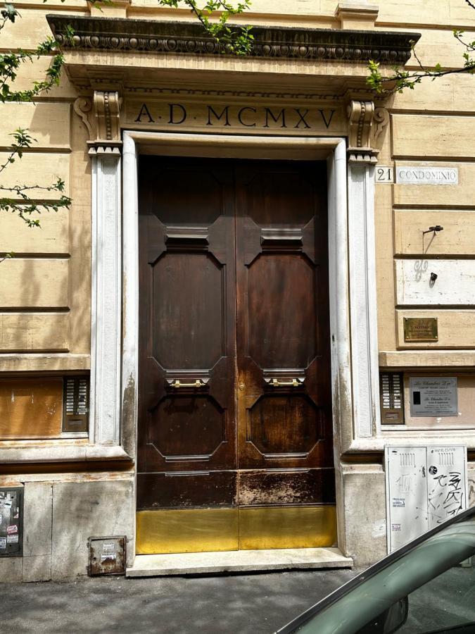 Catone Luxury Rooms Roma Exterior foto