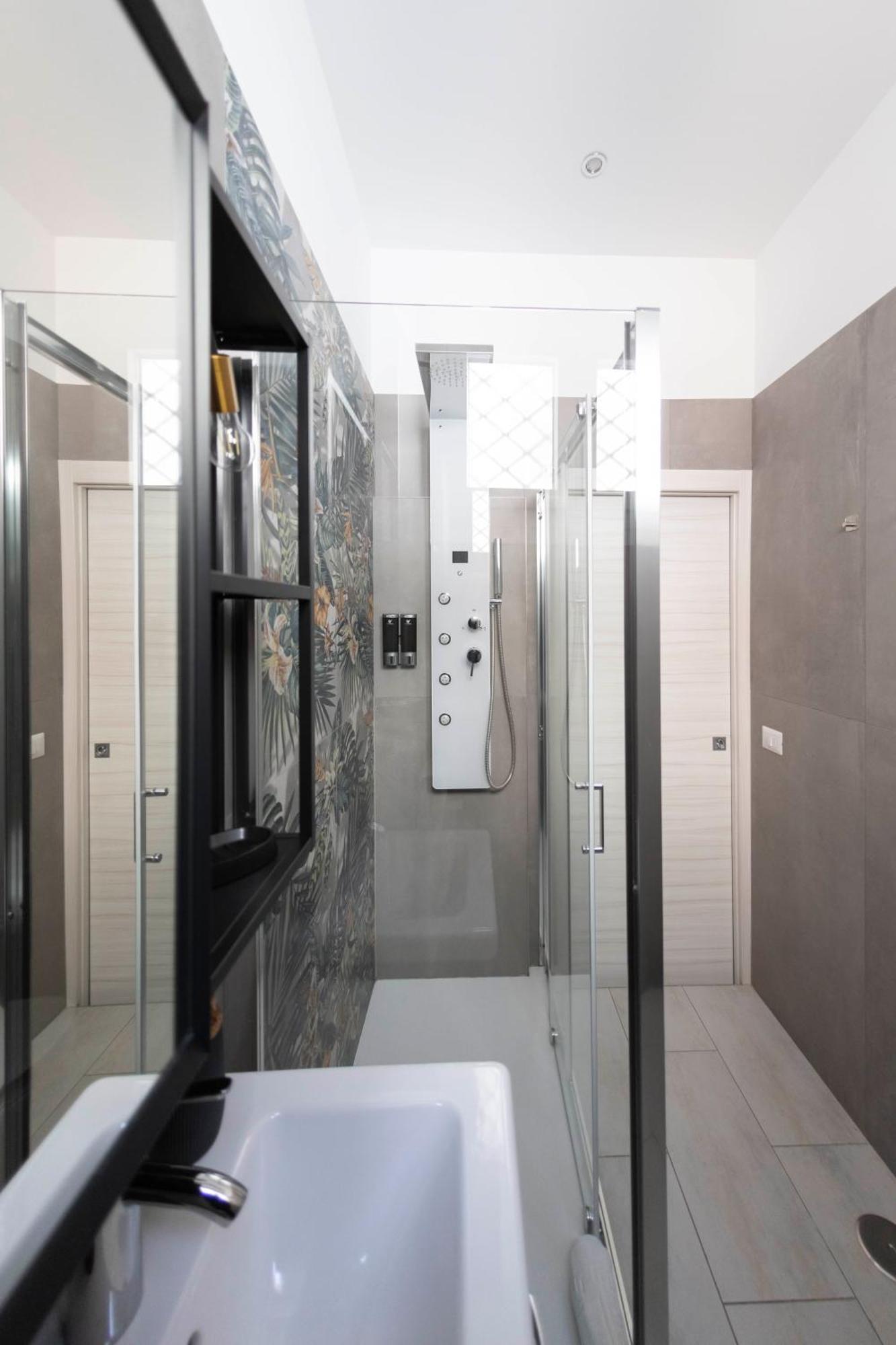 Catone Luxury Rooms Roma Exterior foto