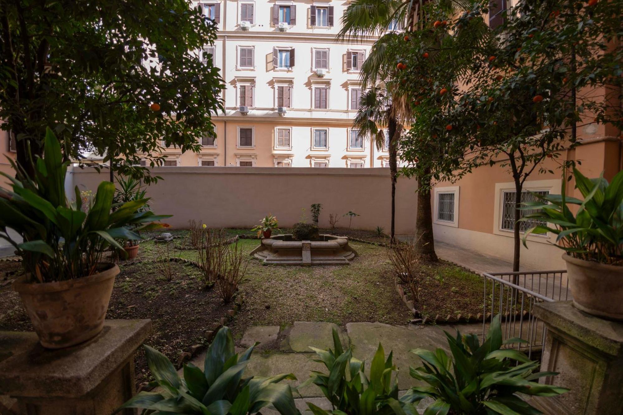 Catone Luxury Rooms Roma Exterior foto